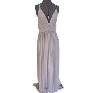 Lulus pleated maxi dress size Large spaghetti strap gray adjustable strap